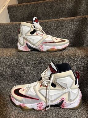 LeBron 13 Friday the 13